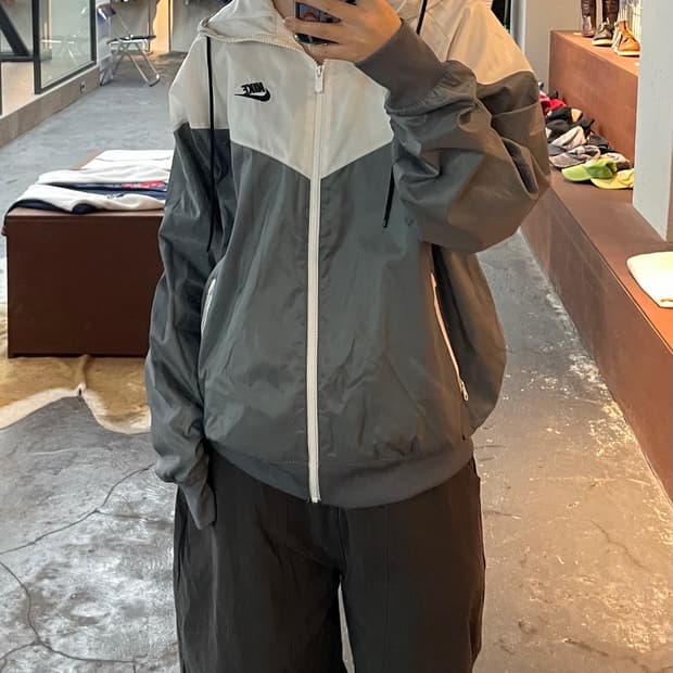 나이키 윈드러너 바람막이 H224