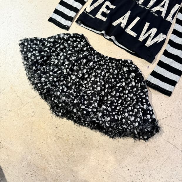 스컬 패턴 튜튜스커트