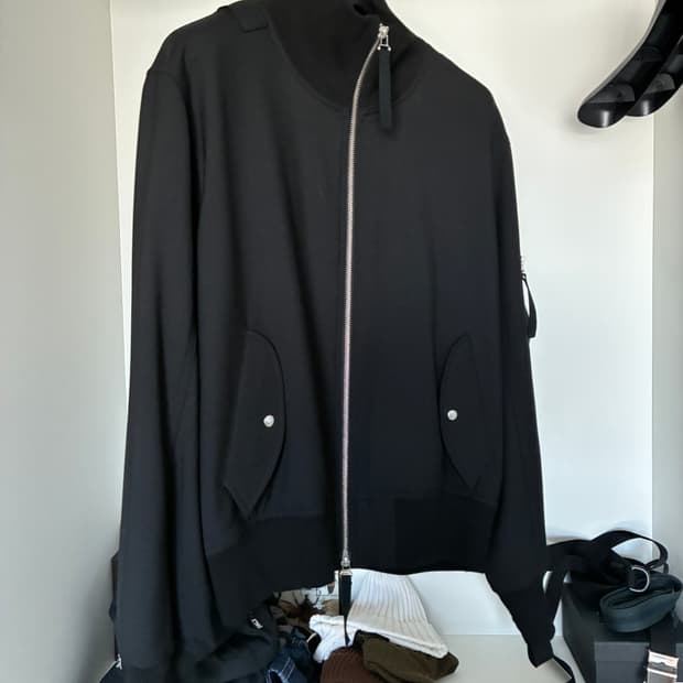 헬무트랭 시트벨트 울 봄버