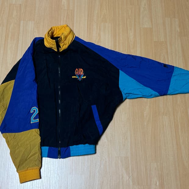 [M] 조던 해외판 레거시 봄버 자켓 판매해요