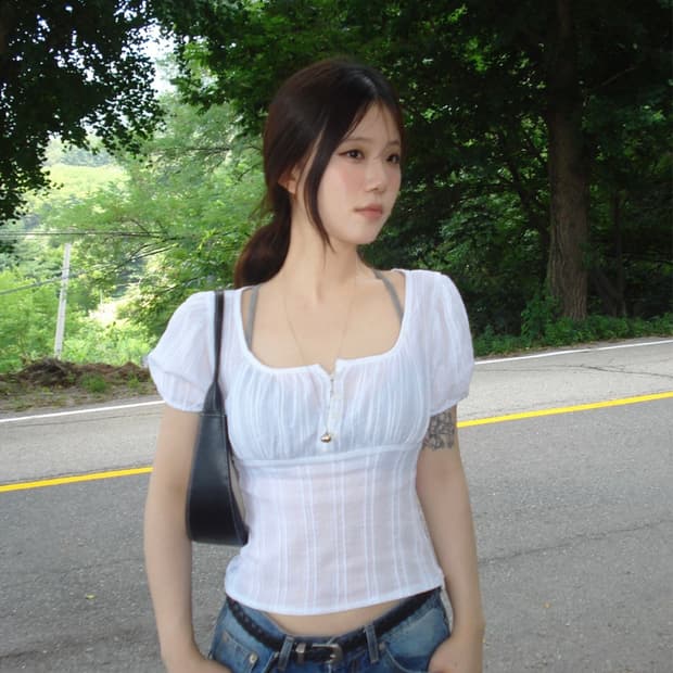 (구해요!)  selena puff blouse