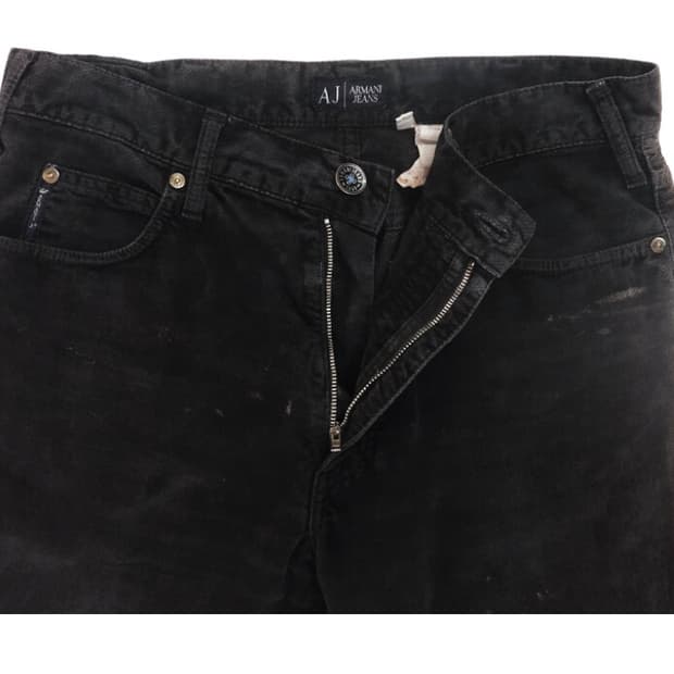 3.ARMANI JEANS