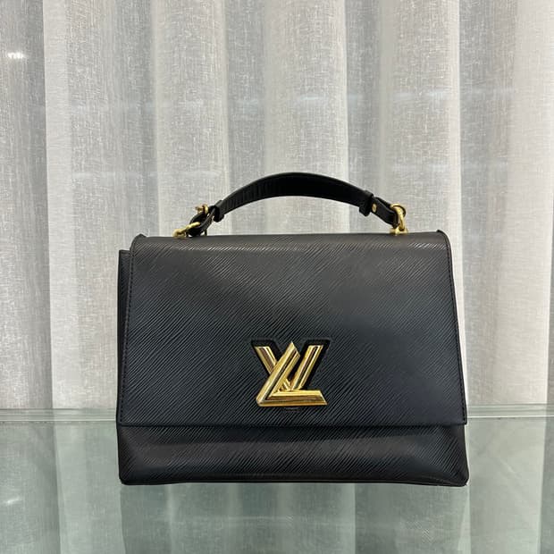 루이비통 트위스트 금장 탑핸들 크로스 숄더백