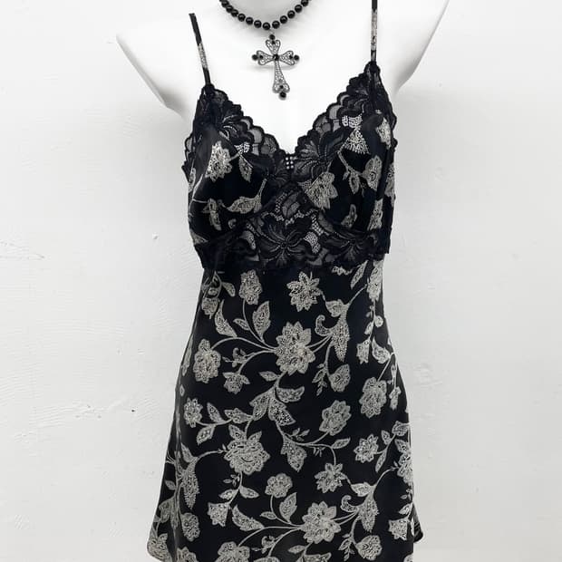 블랙페어리 오리엔탈 레이스 슬립