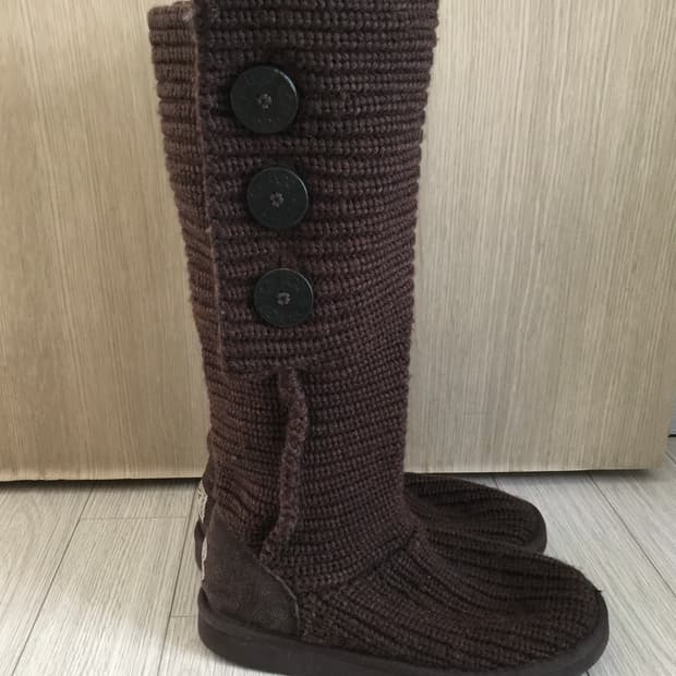 Ugg cardy boots