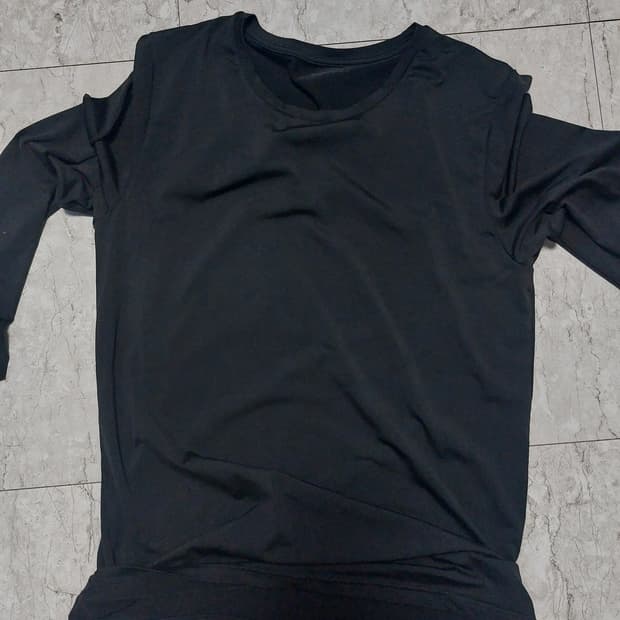 무신사 히탠다드 상의 블랙 L