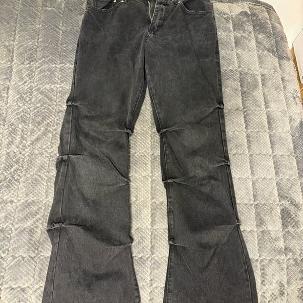 슬로우애시드 얼터네이트 턱 플레어 데님 팬츠 블랙 L사이즈