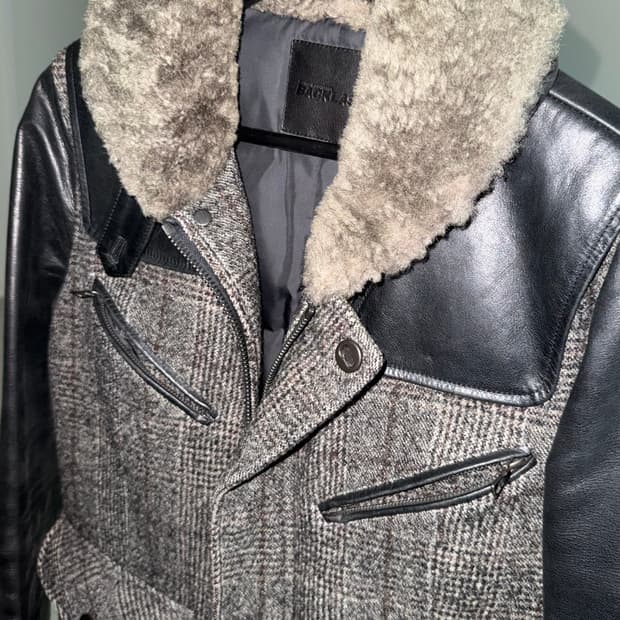 이사무 카타야마 백래쉬 호스하이드 믹스 화이트 울다운 자켓 