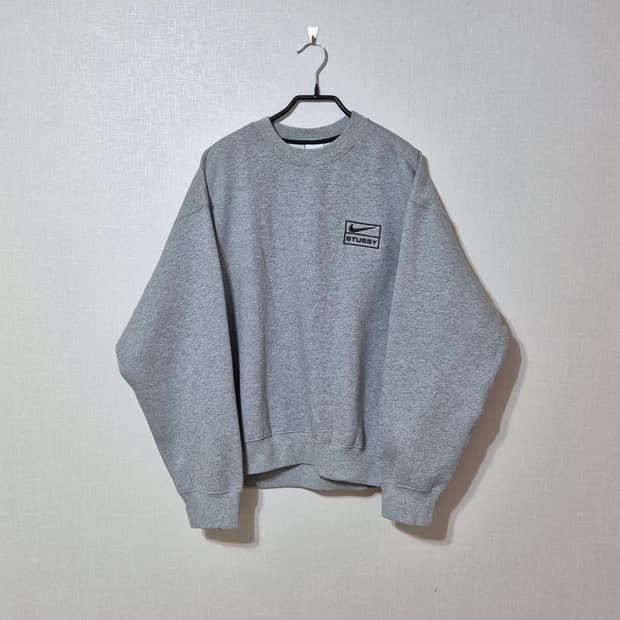 나이키 스투시 맨투맨