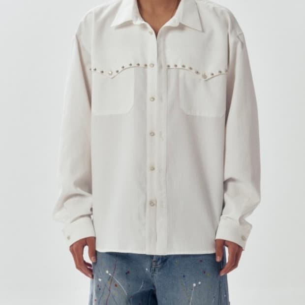 (솔로지옥4 규현착용) 1회착 웨스켄 리벳도비 셔츠 화이트 사이즈3