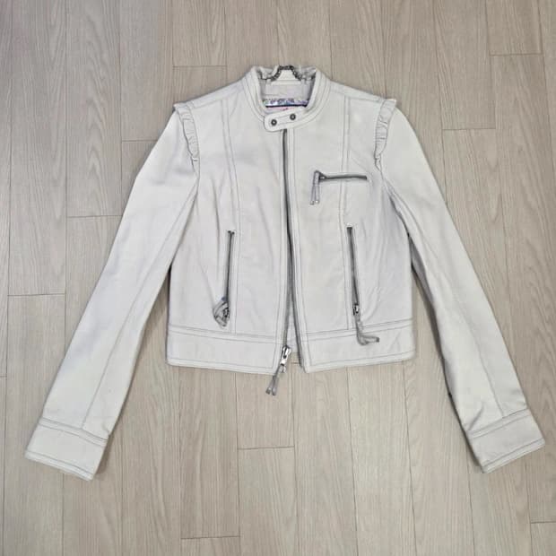 쥬시 꾸뛰르 가죽 자켓 S