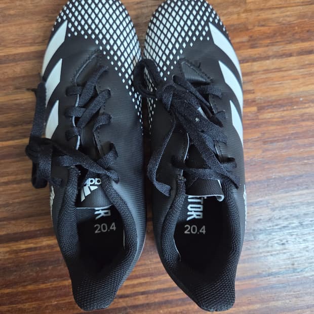 아디다스 프레데터 20.4 축구화 215 