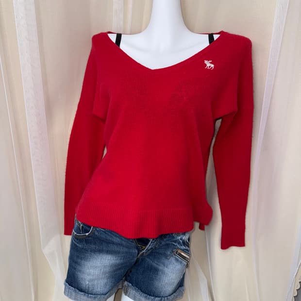 S Abercrombie & Fitch 브이넥 니트 스웨터