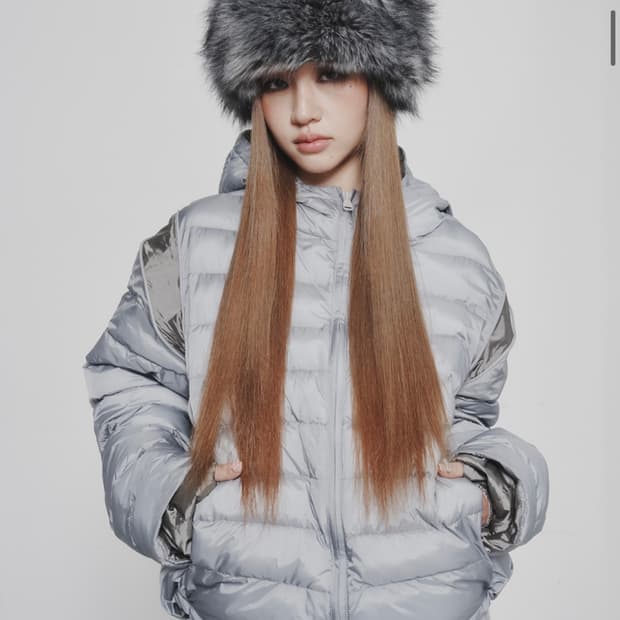 [새상품] 다이닛 경량패딩 실버