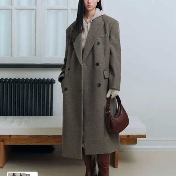 무신사 스탠다드 여성 울 블렌드 오버 숄더 더블 코트 S