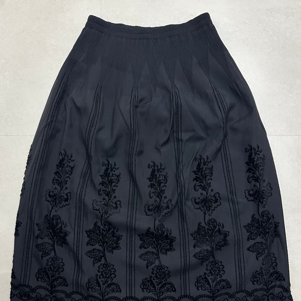 블랙 플라워스커트
