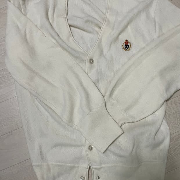 헤리티지플로스 가디건 화이트 L사이즈 급처