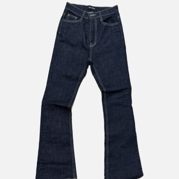 부츠컷 데님 팬츠