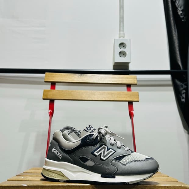 230) 뉴발란스 운동화 여성 여자 신발 1600 프리미엄 그레이