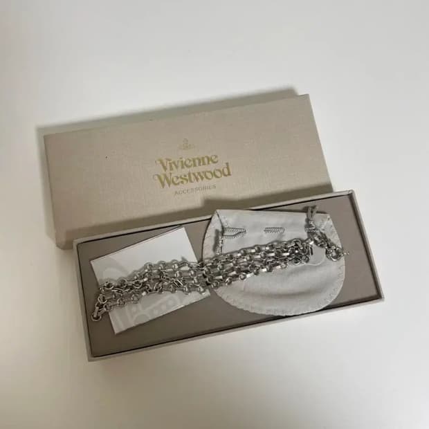 vivien westwood archive  necklace 