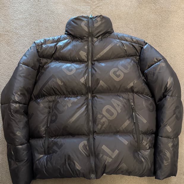 골스튜디오 리버시블 구스다운 패딩 처분 