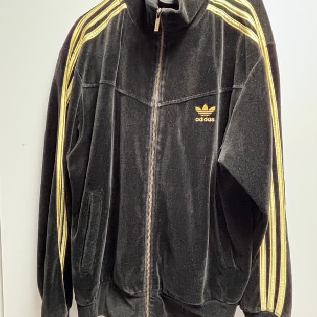 아디다스 벨벳 져지