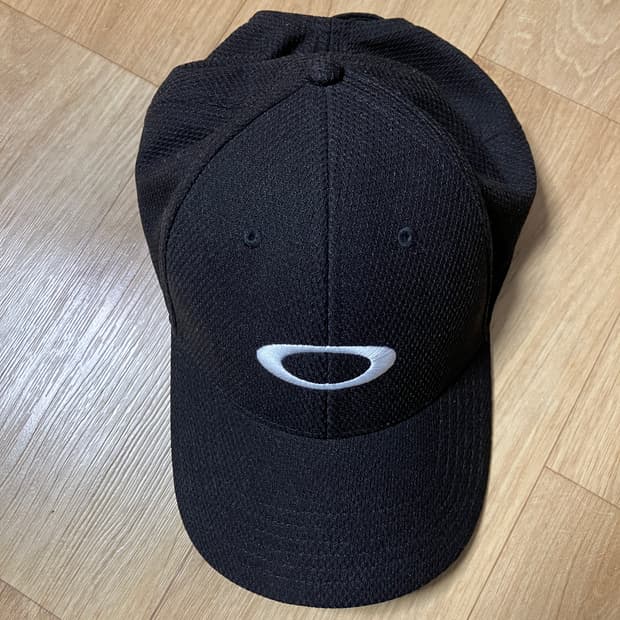 오클리 볼캡 모자 블랙