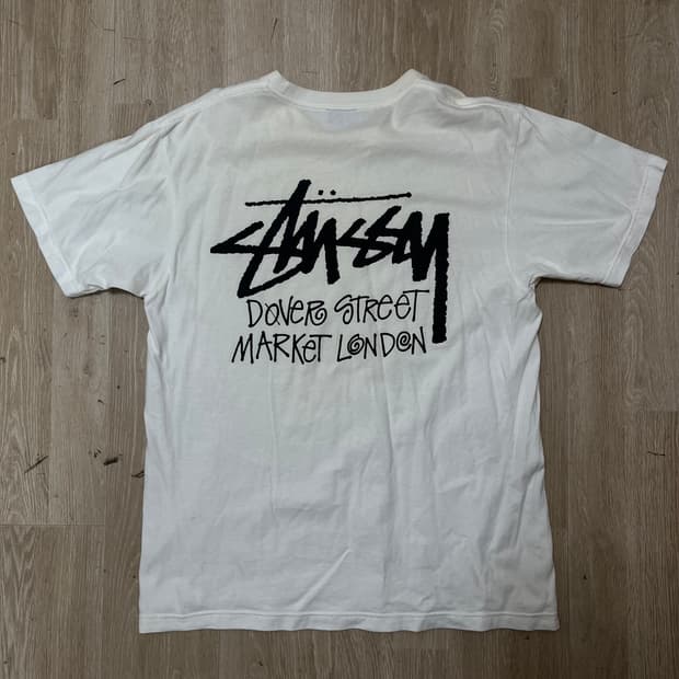 스투시 X 도버 스트리트 마켓 빅로고 반팔티 M/95