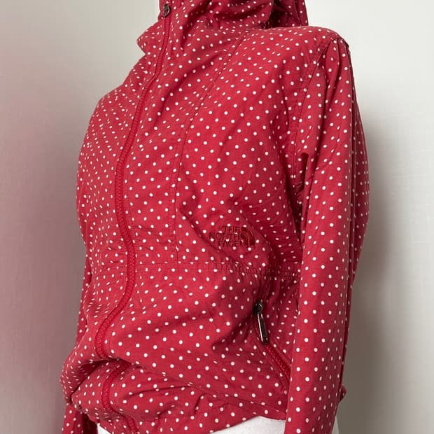 노스페이스 레드 도트 바람막이