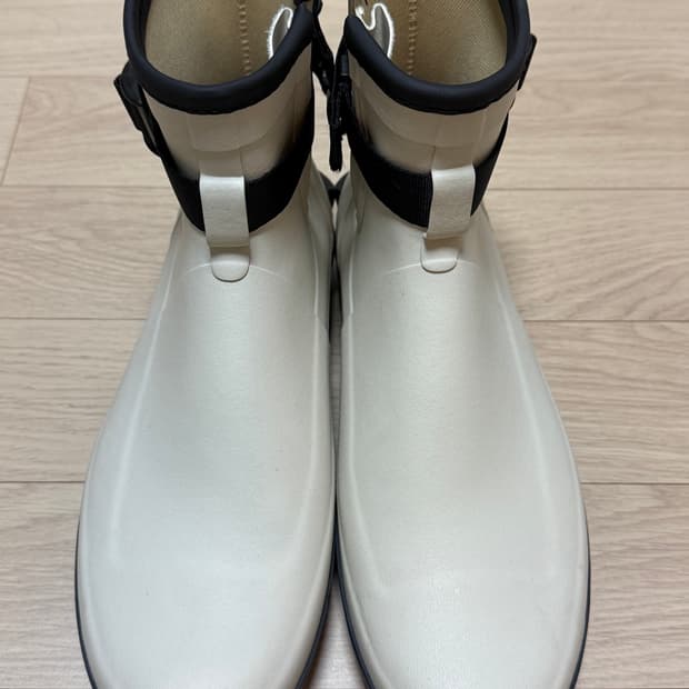 810s 마르케 모디 화이트