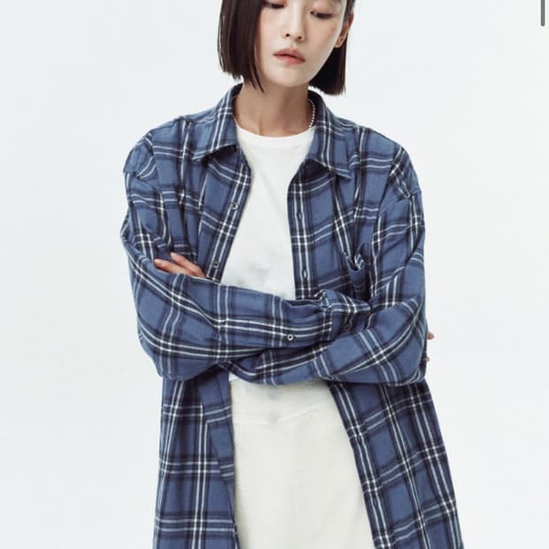아비에무아(avieh muah) 릴랙스드체크 셔츠 블루