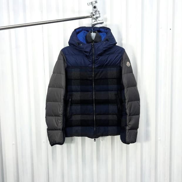Moncler Julio down