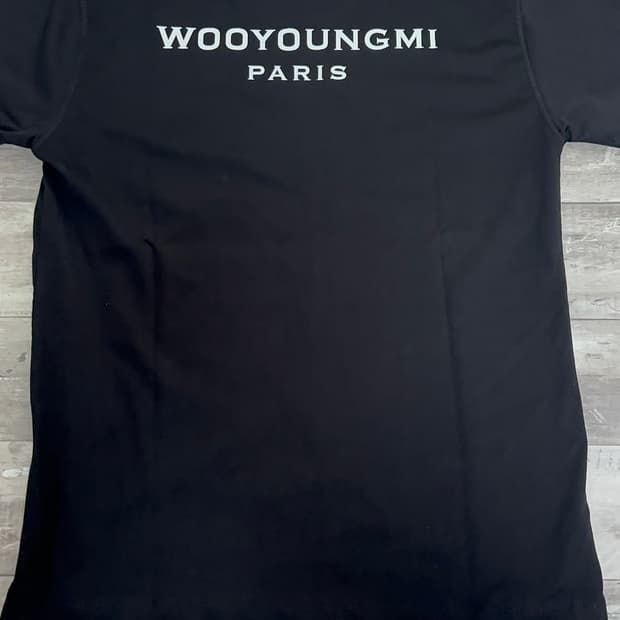 우영미 파리 블랙 긴팔 티셔츠