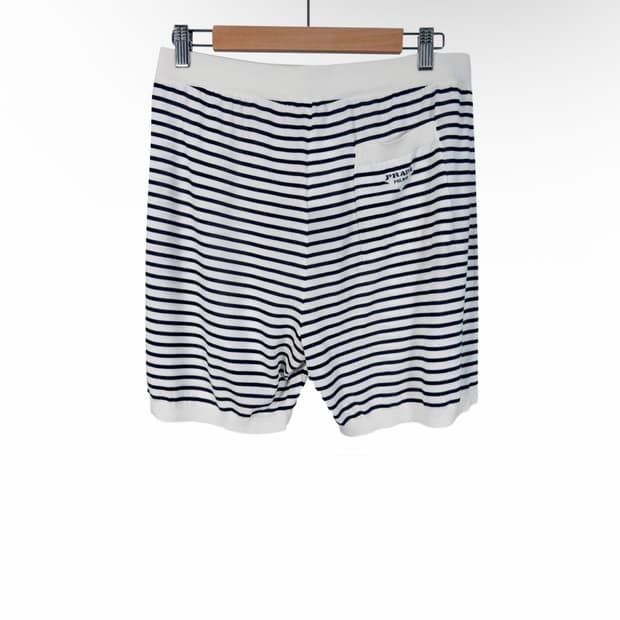 [52] 프라다 남성 실크 삼각로고 스트라이프 버뮤다 쇼츠 반바지 블루