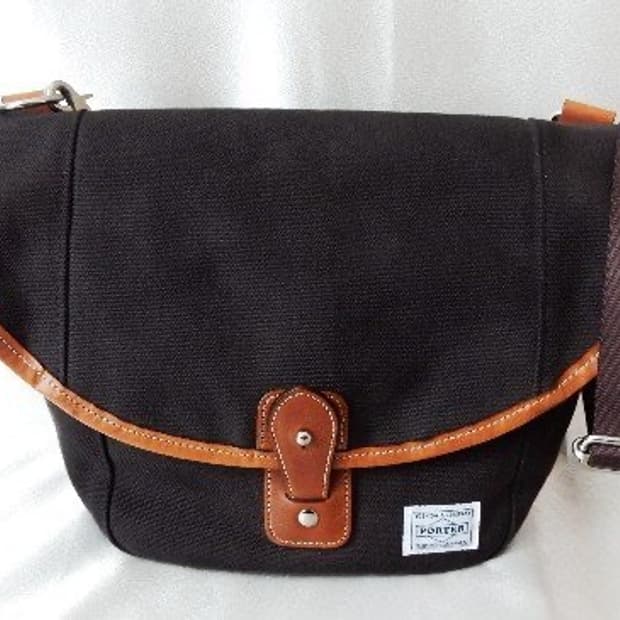 포터 x 메디콤 숄더백
