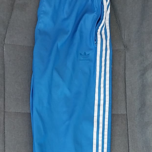 아디다스 레더?재질 비슷한 트랙팬츠