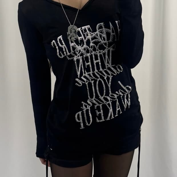 Vintage Black V-neck Cubic Long Sleeve