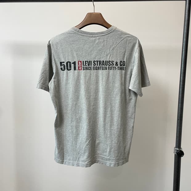 (L) Levis 리바이스 501 그레이 반팔 카라티