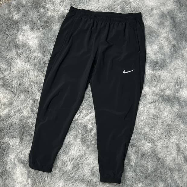 나이키 에센셜 우븐 러닝팬츠 XXL