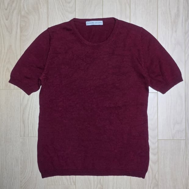 츠모리치사토 버건디 울 반팔니트