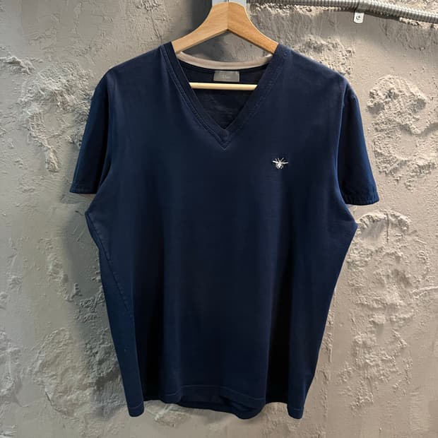 48 디올 DIOR 벌 자수 브이넥 반팔 티셔츠 네이비