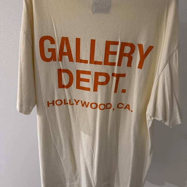 갤러리 디파트먼트 반팔