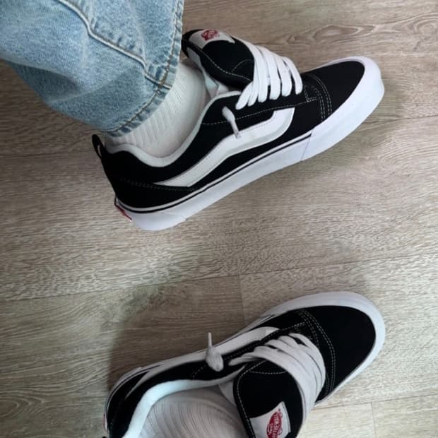 반스 뉴스쿨 266