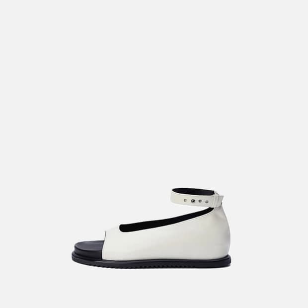 LEFT-RIGHT COMFY SANDAL 판매(웜화이트/250)