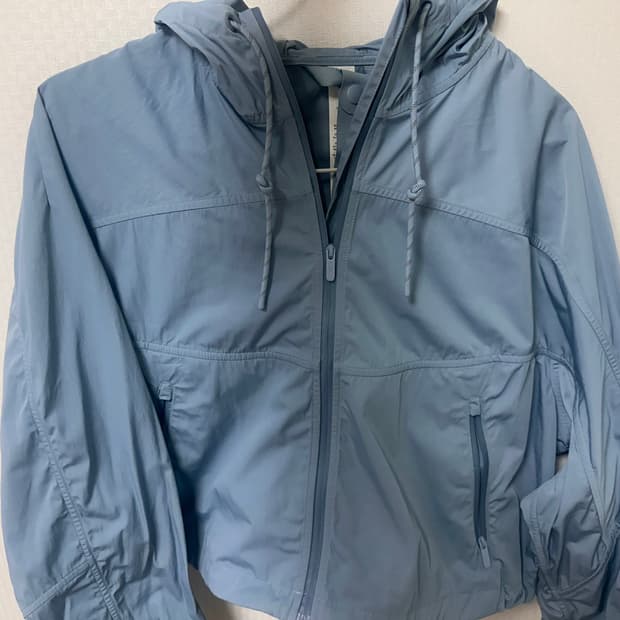 룰루레몬 바람막이 크롭자켓 