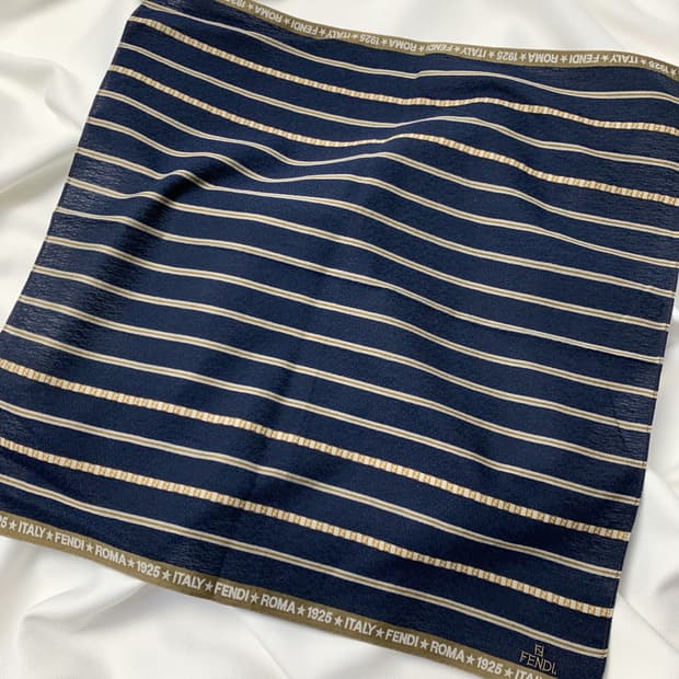 [정품] Fendi 펜디 스트라이프 빈티지 쁘띠스카프 손수건