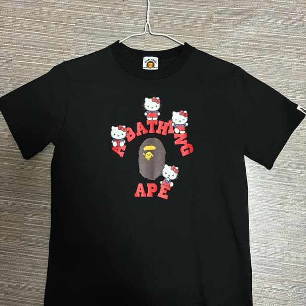 택O)BAPE 헬로키티 콜리지 티셔츠반팔 베이프 미스치프 코이세이오아캄