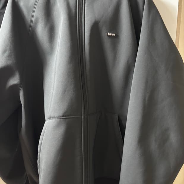 슈프림 윈드스토퍼 자켓