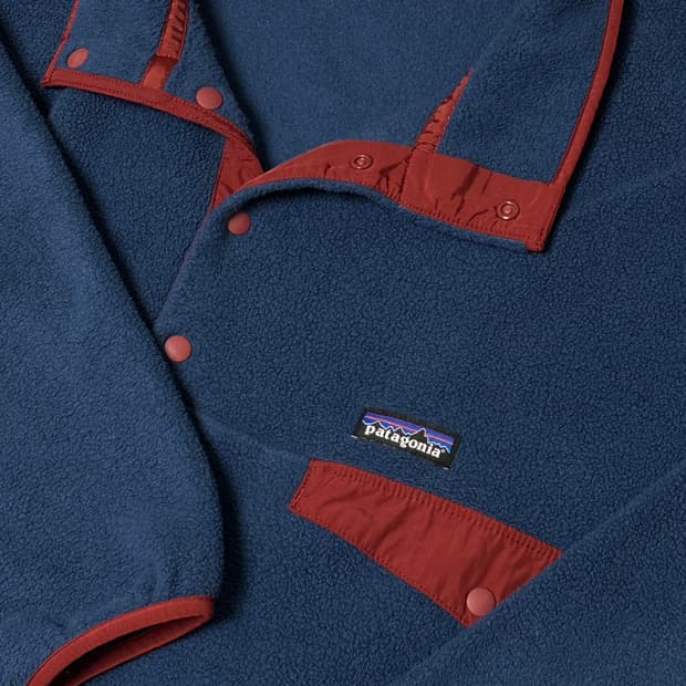 파타고니아 신칠라 네이비 레드