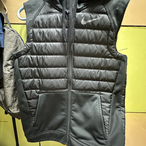 나이키 에어 후드 조끼 